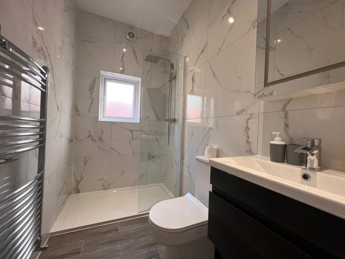 Star London Finchley Road 3-Bed Escape With Garden Leilighet Eksteriør bilde
