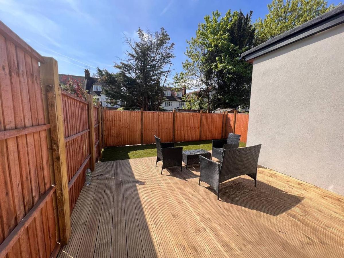 Star London Finchley Road 3-Bed Escape With Garden Leilighet Eksteriør bilde