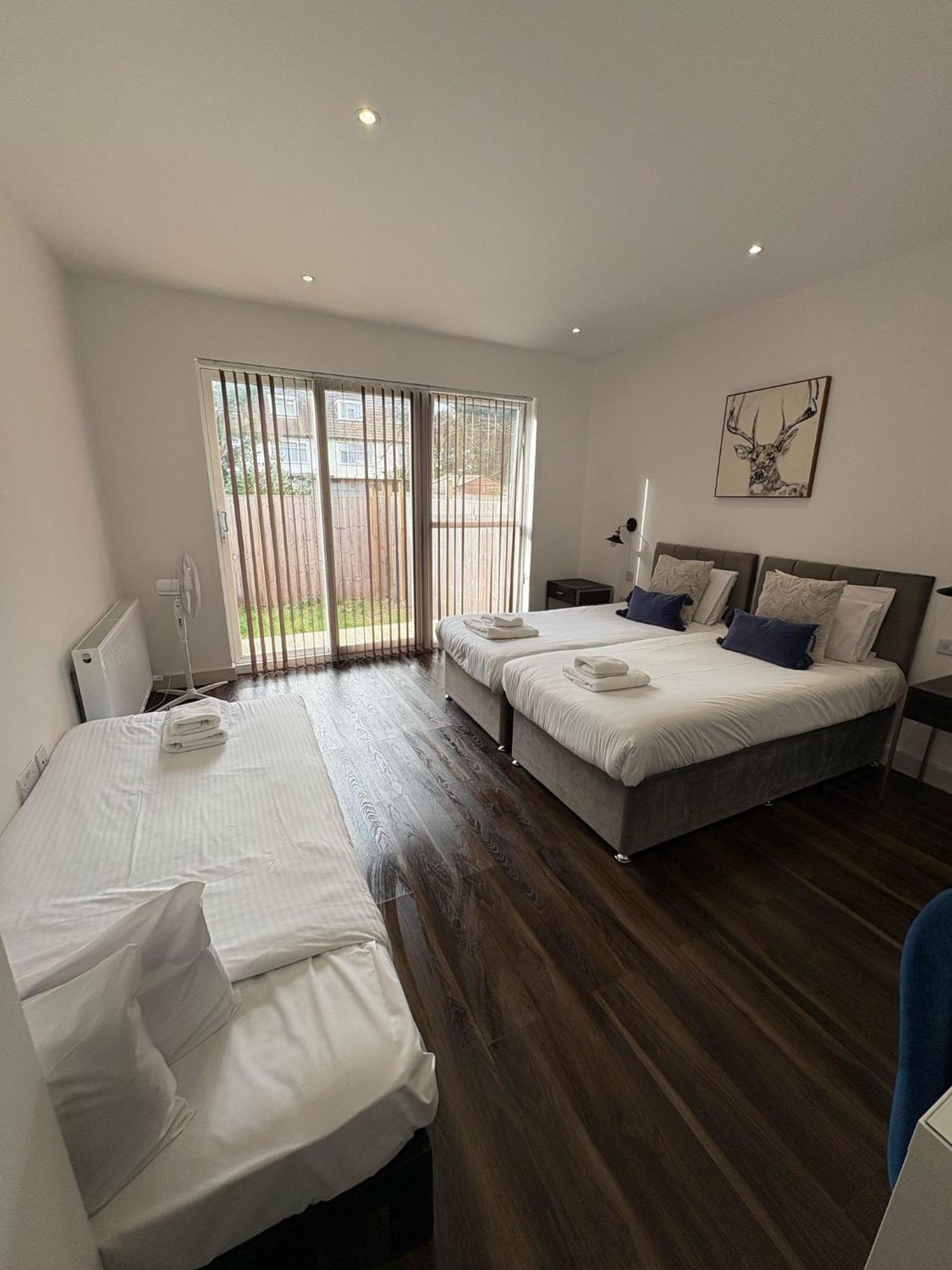 Star London Finchley Road 3-Bed Escape With Garden Leilighet Eksteriør bilde